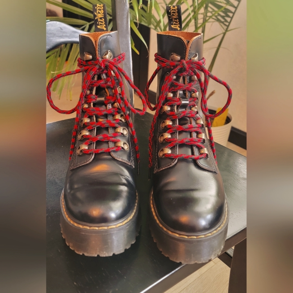 Dr Martens Black Leona Leather Boots